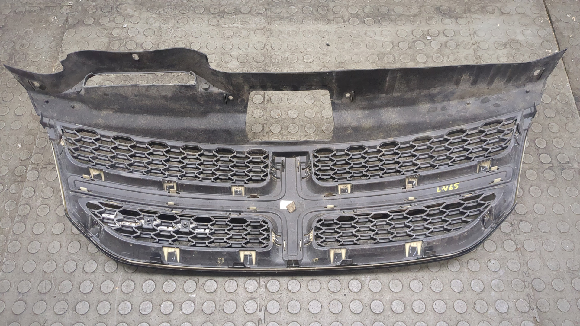 Решетка радиатора