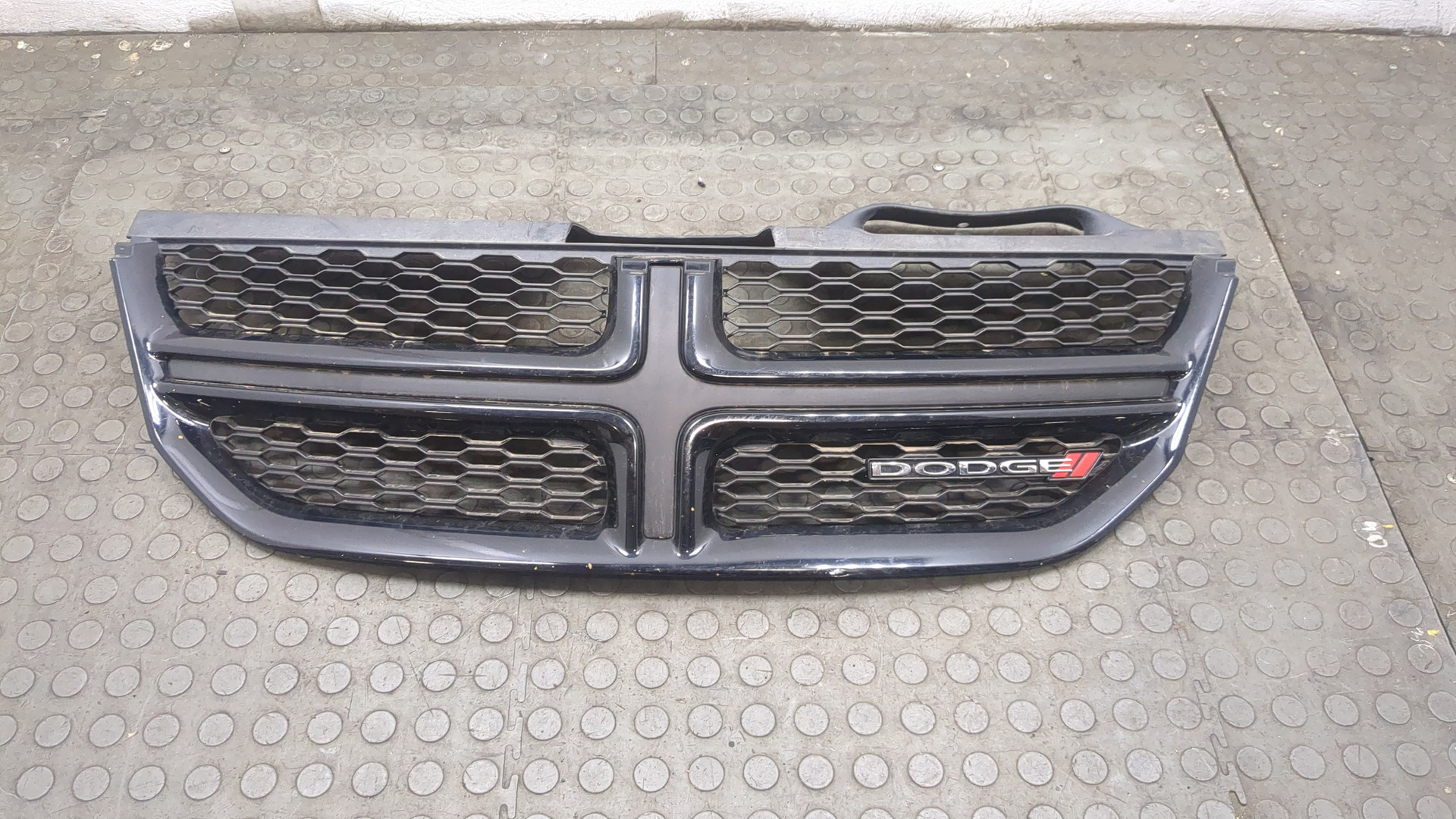 Решетка радиатора