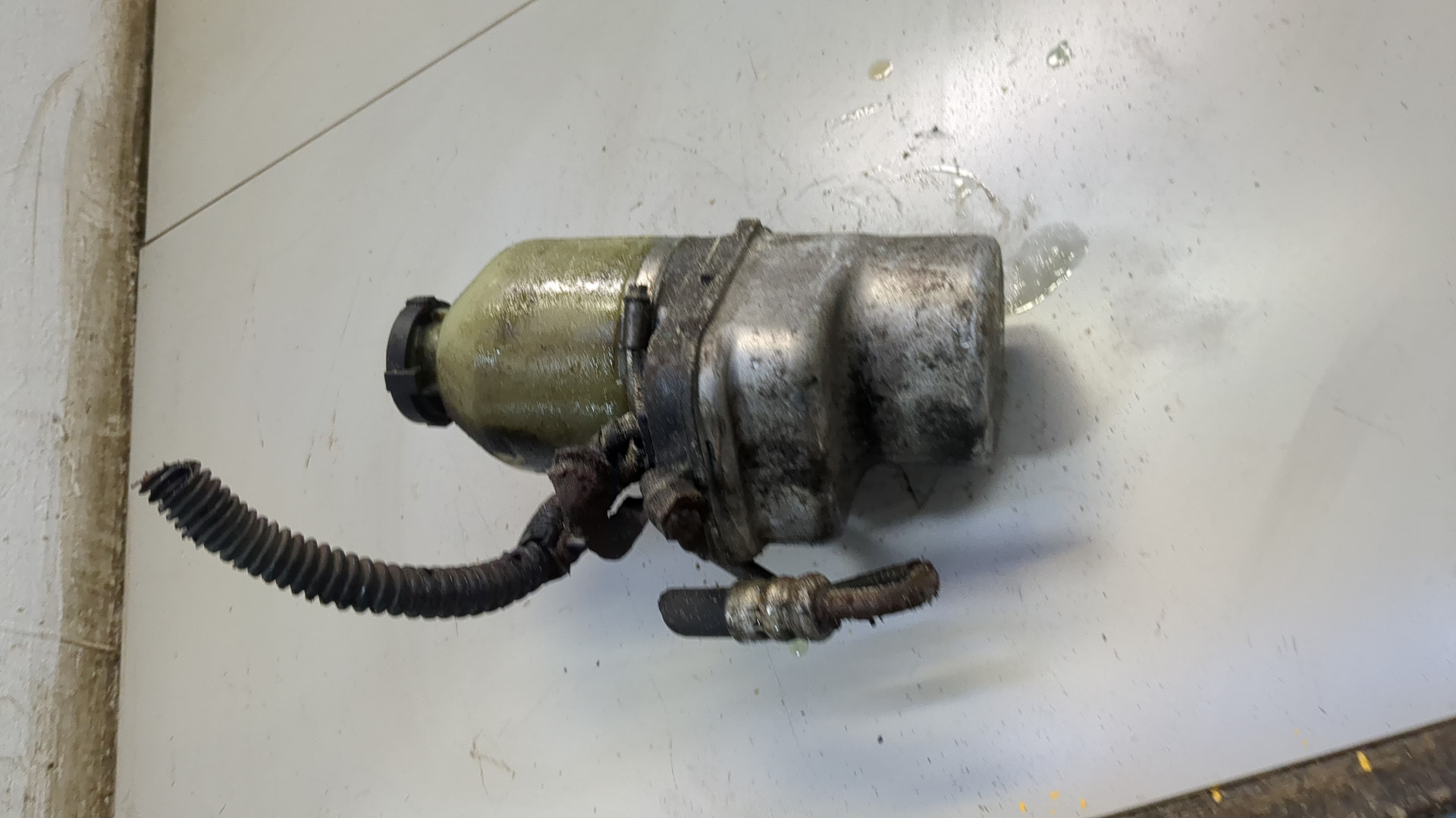 Насос ГУР (гидроусилитель руля)