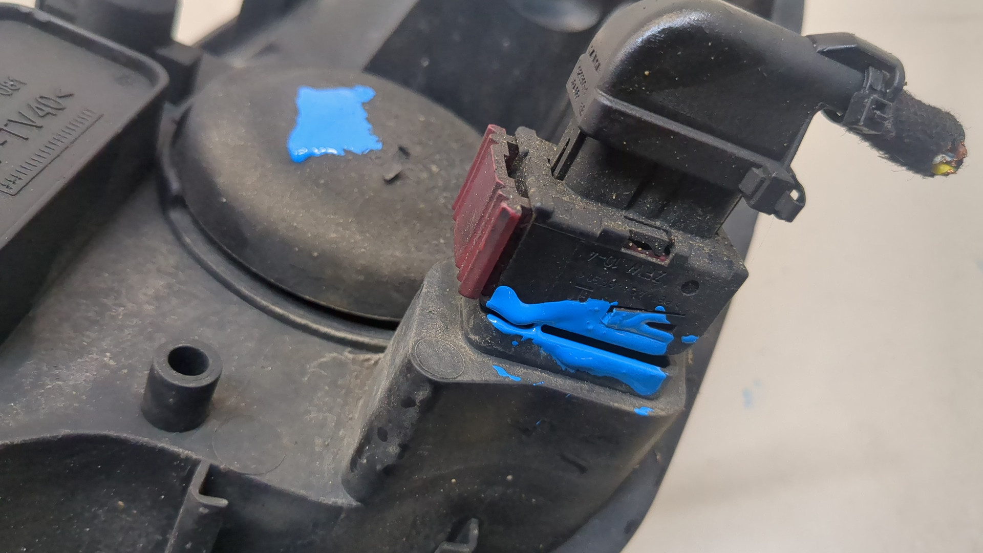 Фара правая