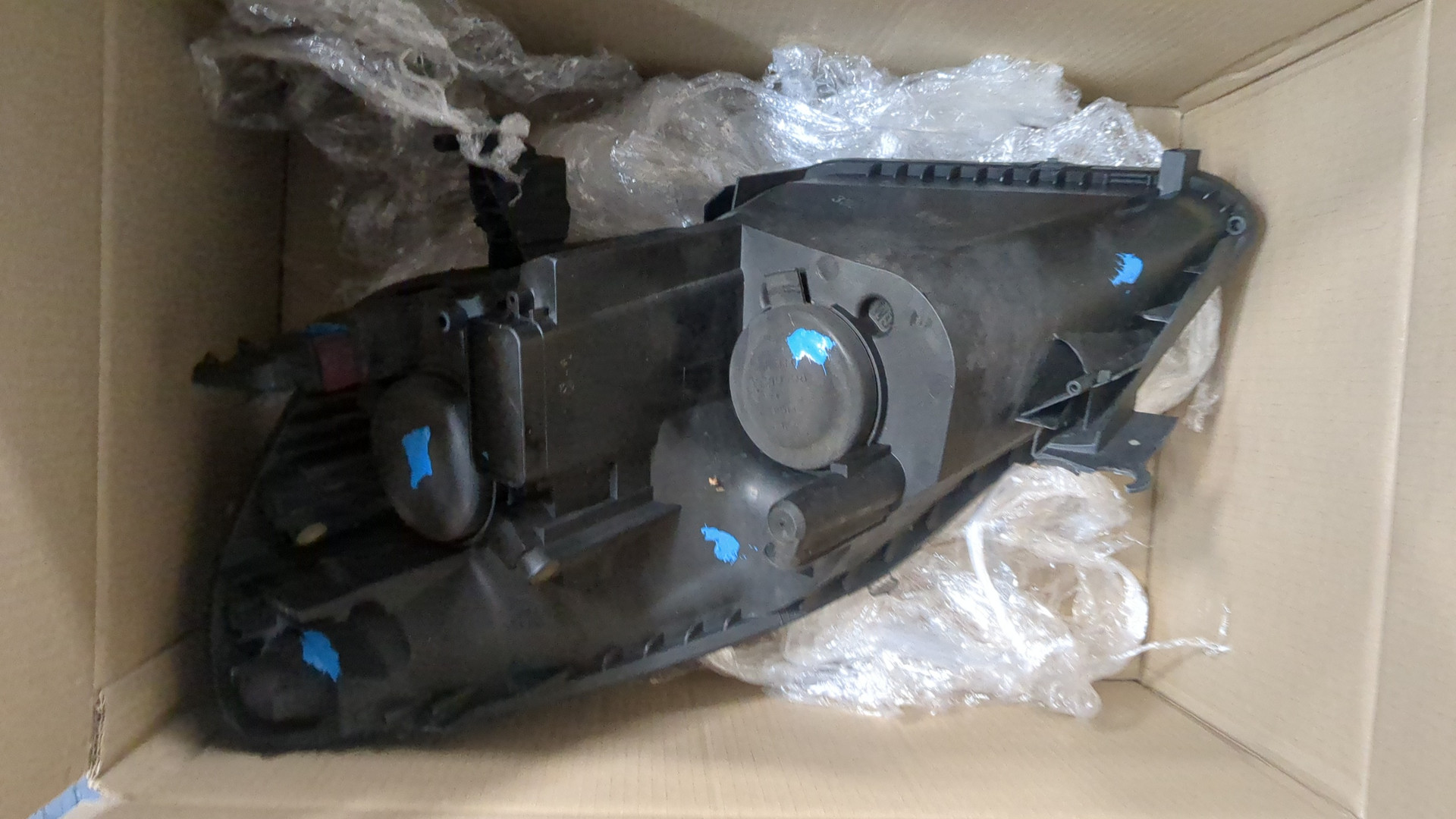 Фара правая