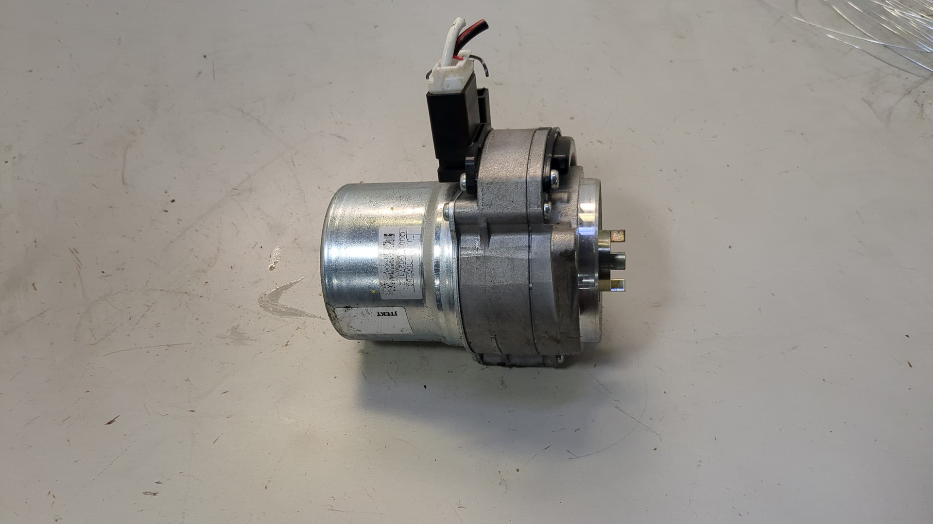 Серводвигатель рулевой рейки