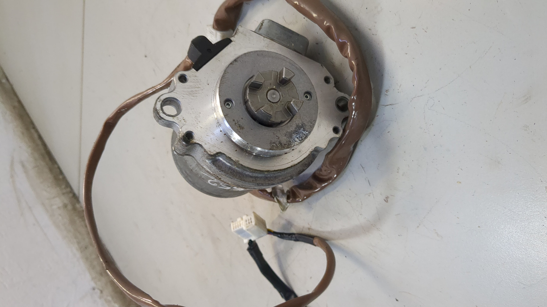 Серводвигатель рулевой рейки