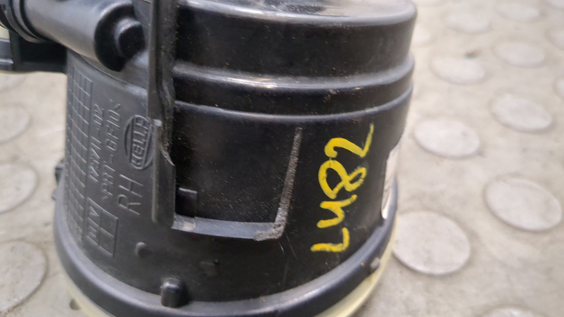 Фара противотуманная правая