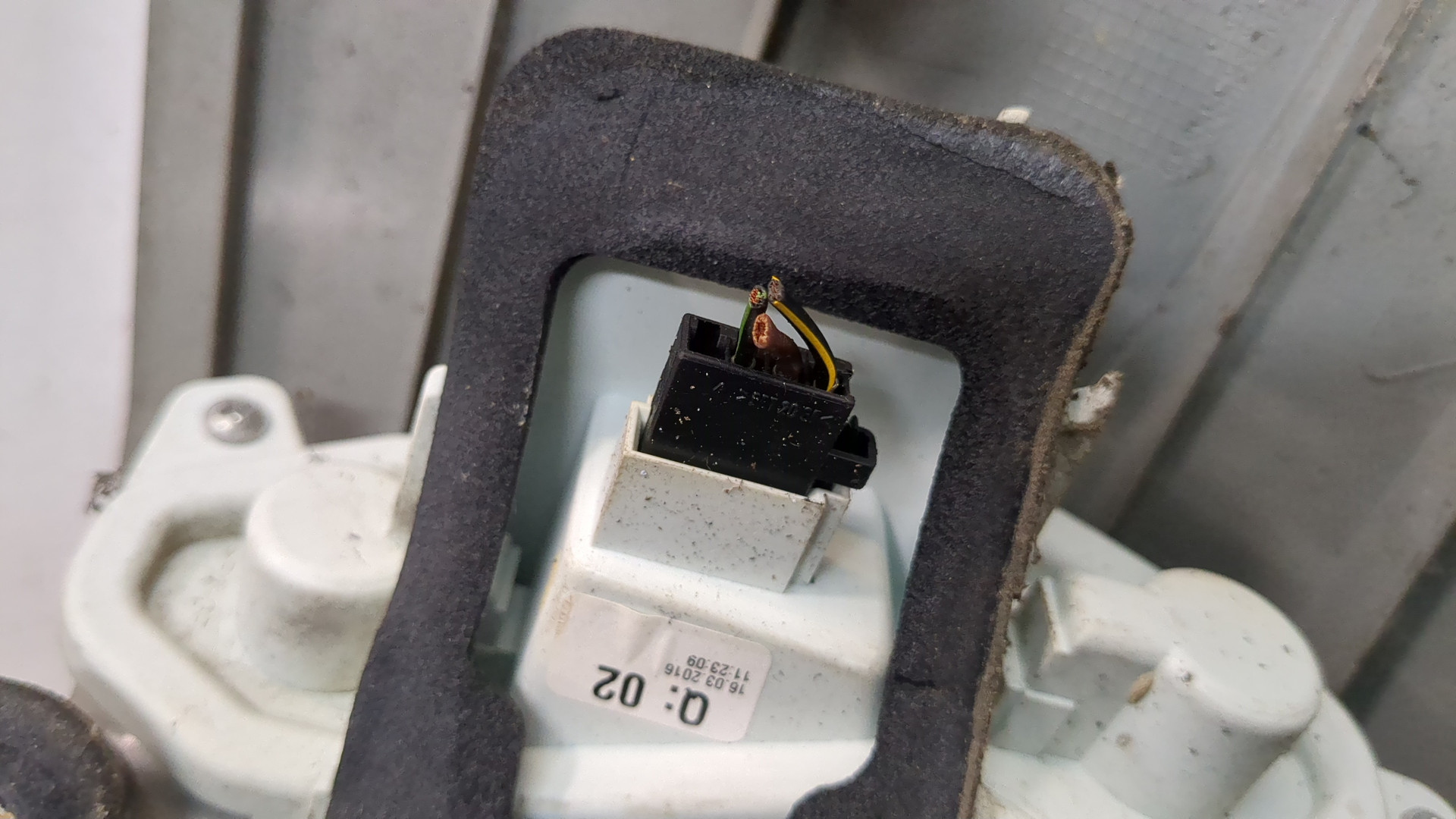 Фонарь задний правый