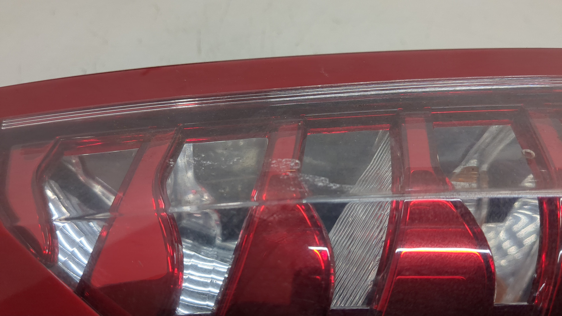 Фонарь задний левый