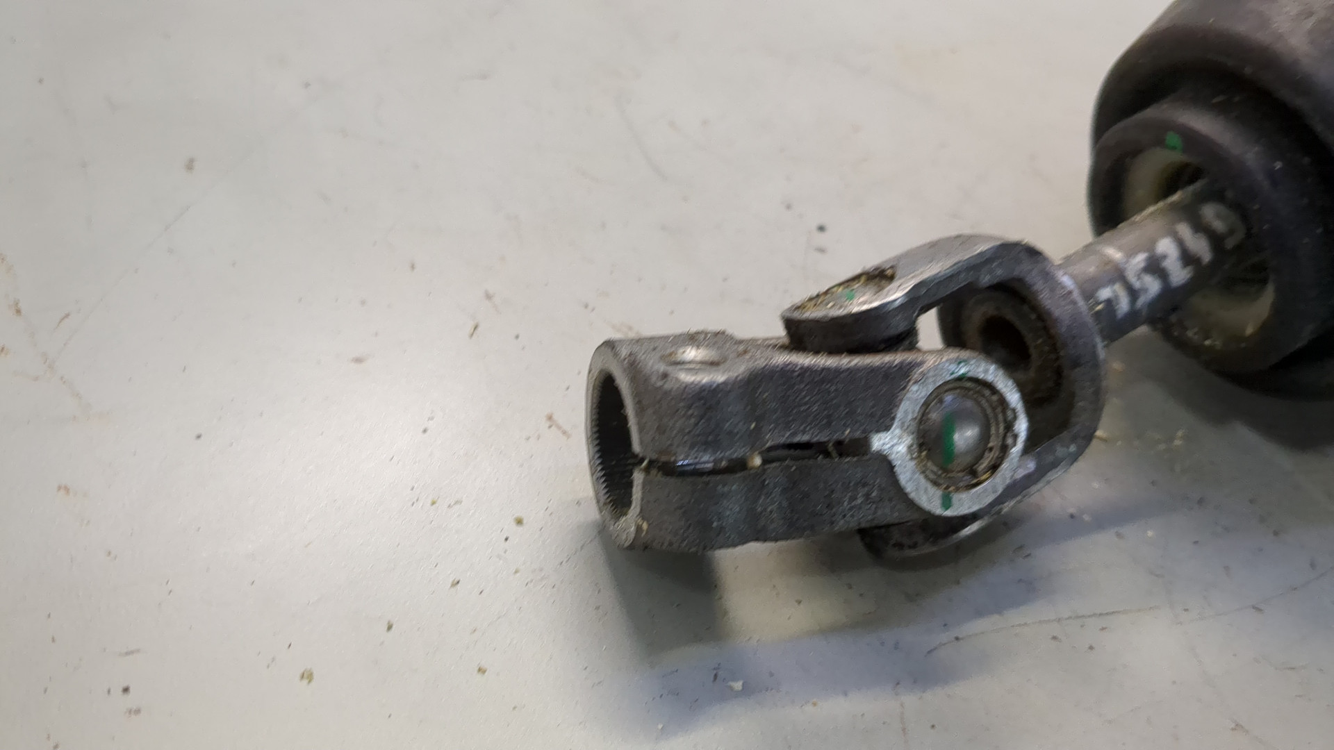 Кардан рулевой