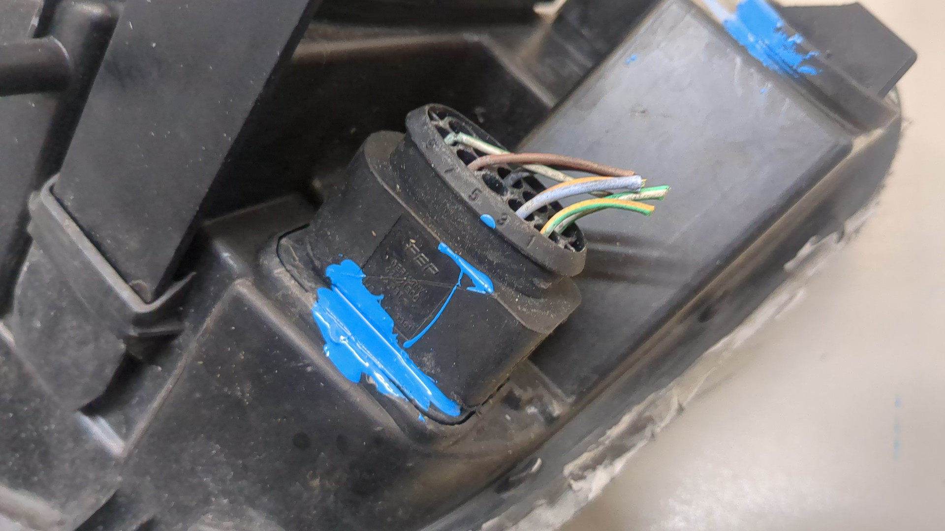 Фара правая