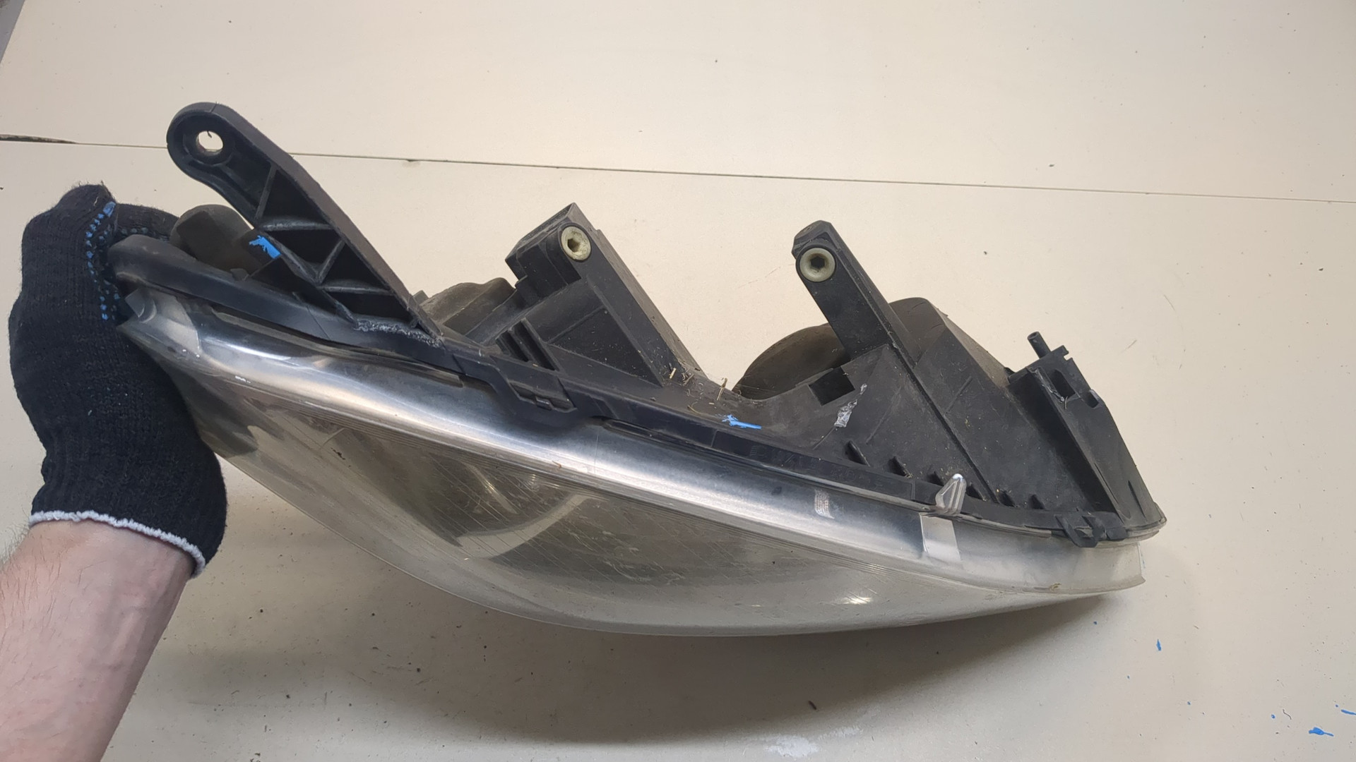 Фара правая