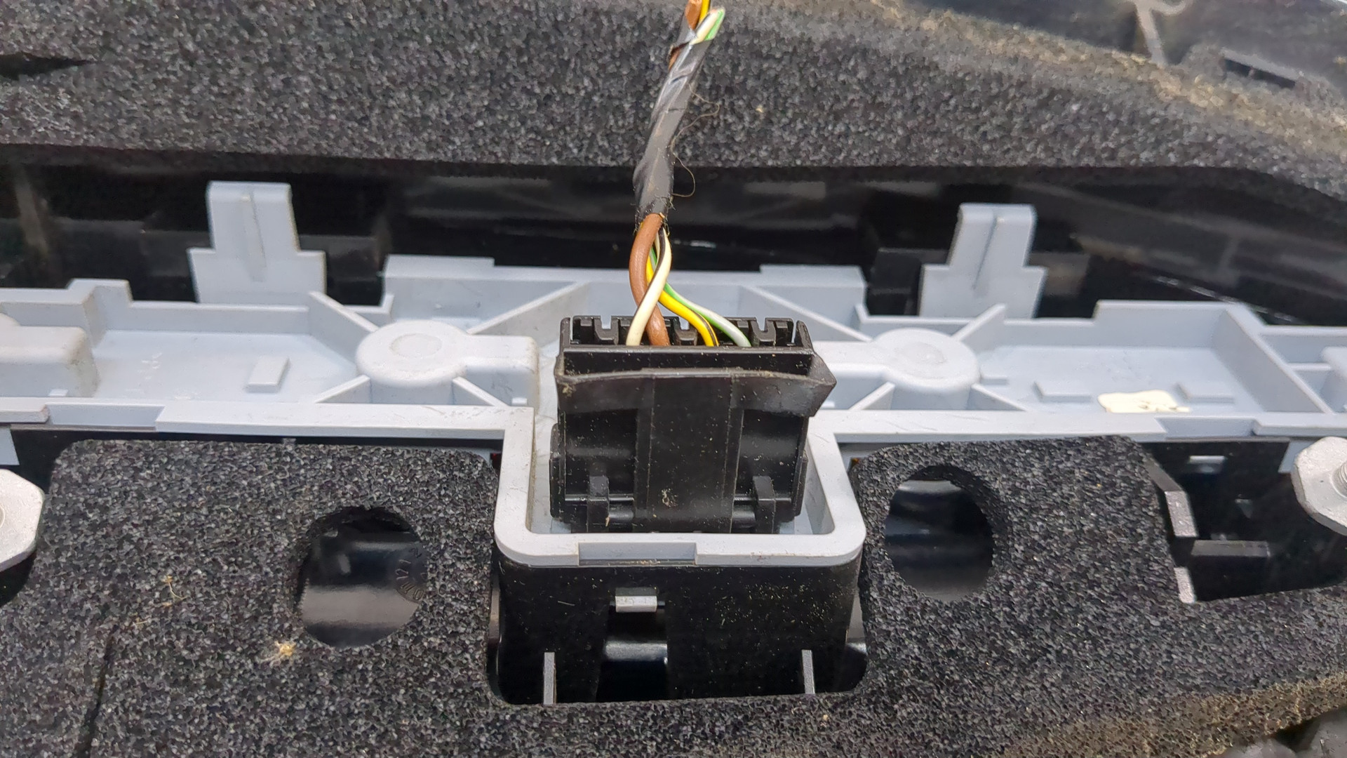 Фонарь задний правый