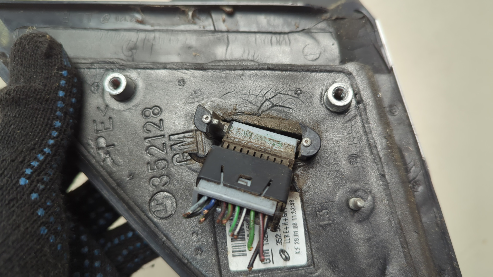 Зеркало правое электрическое