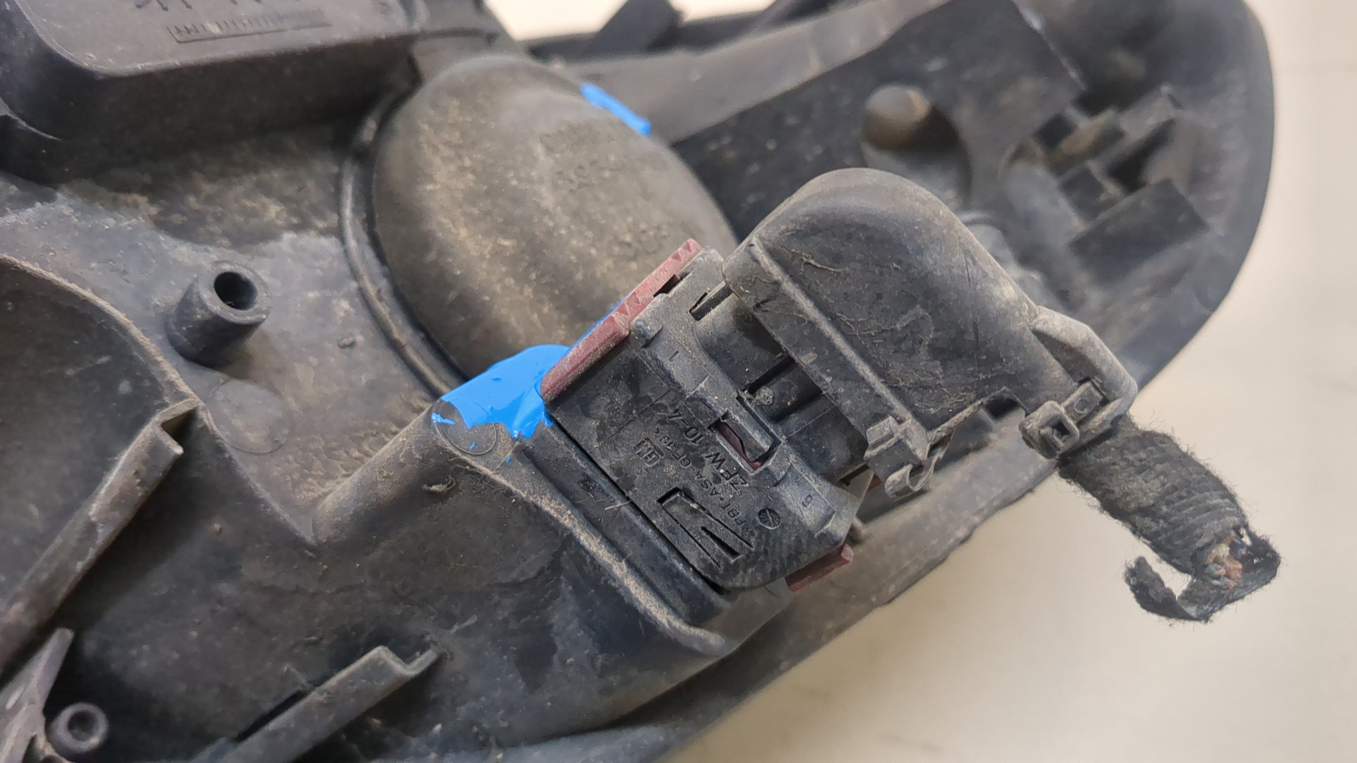 Фара правая