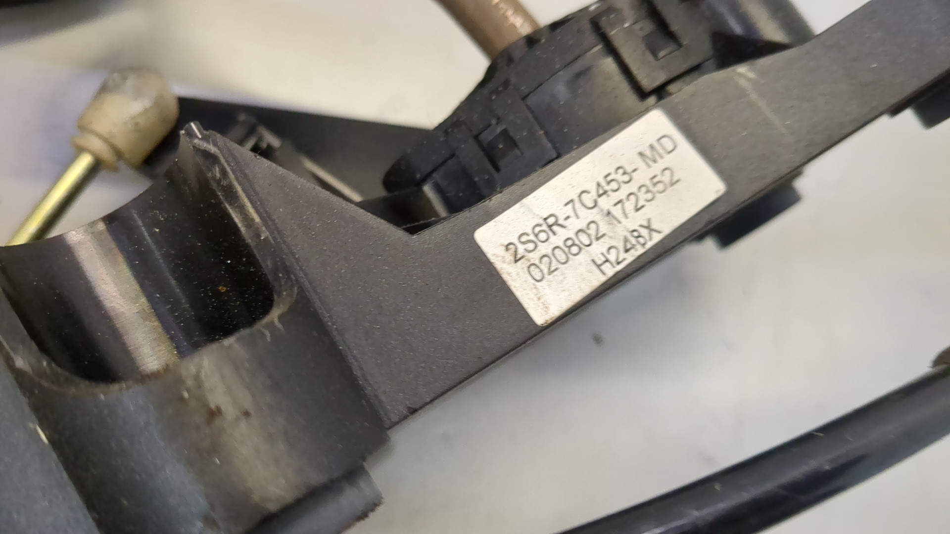 Кулиса МКПП / АКПП