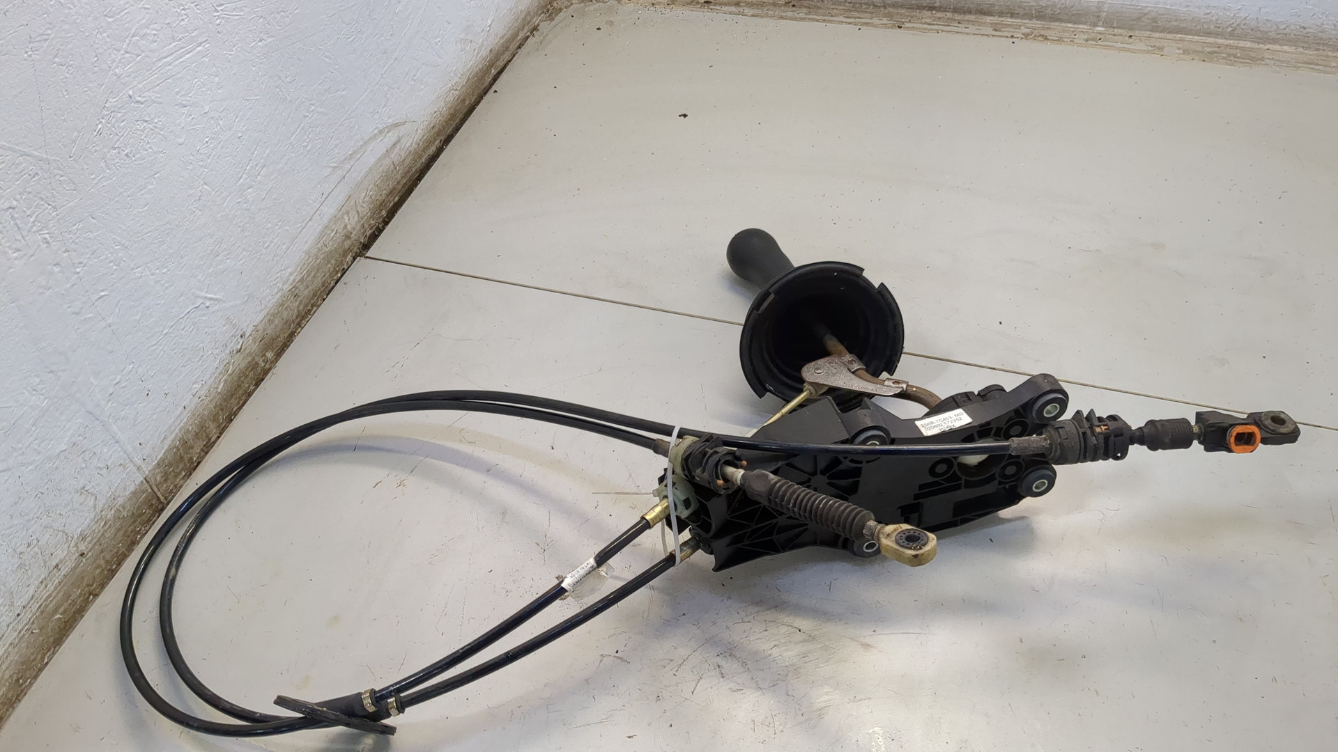 Кулиса МКПП / АКПП