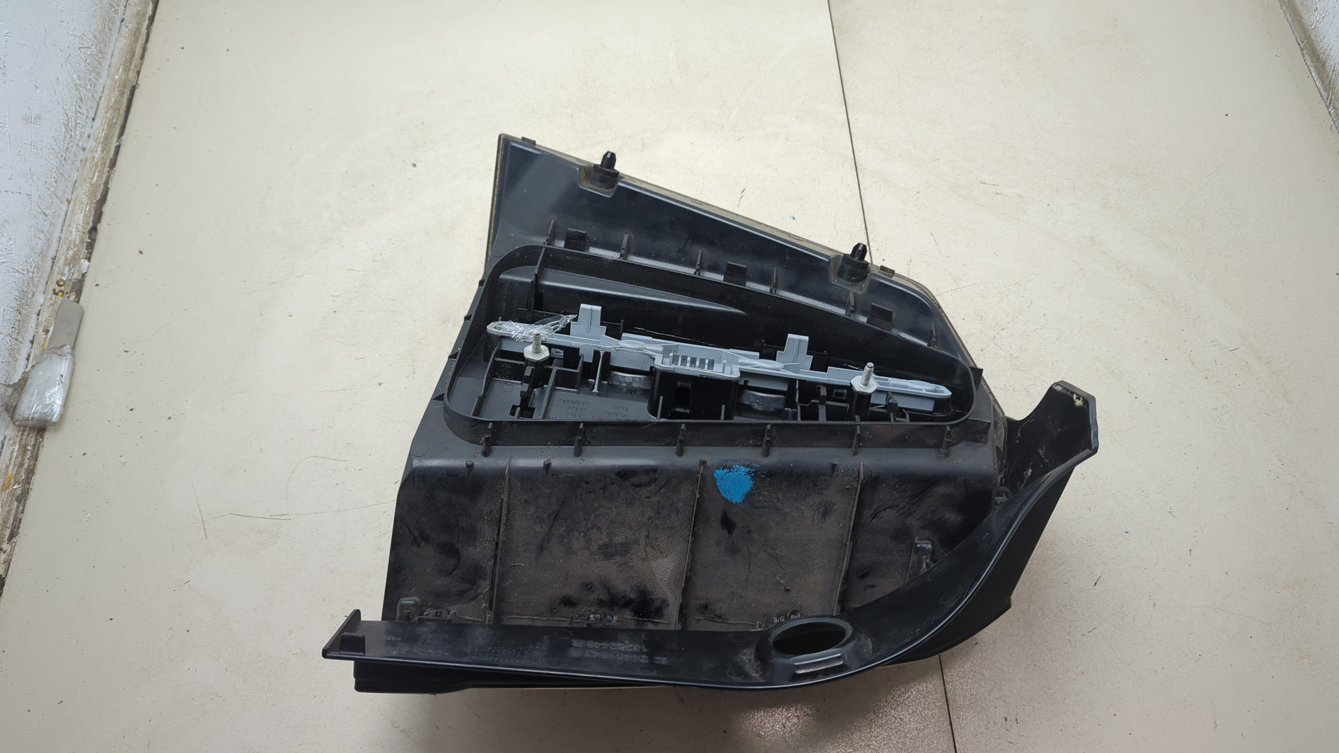 Фонарь задний правый