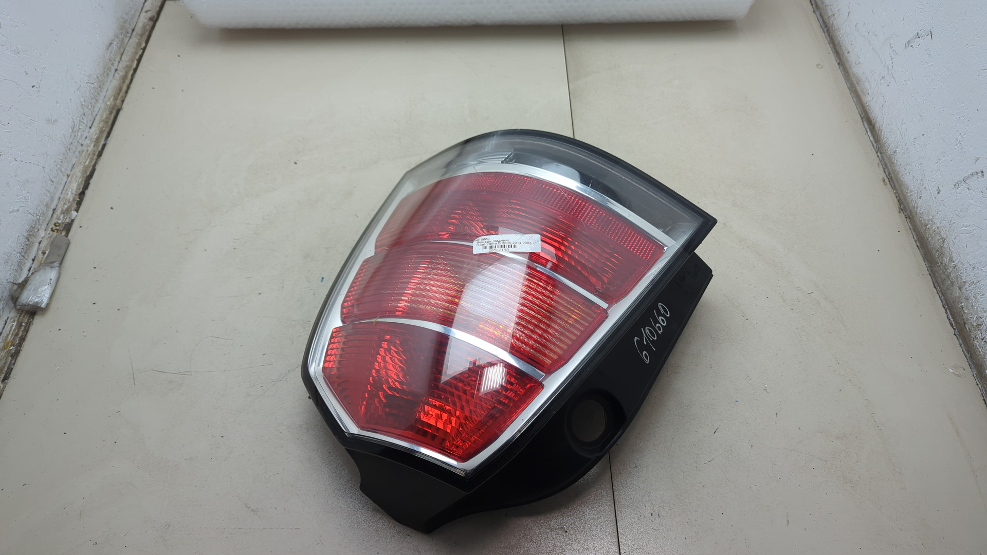 Фонарь задний правый