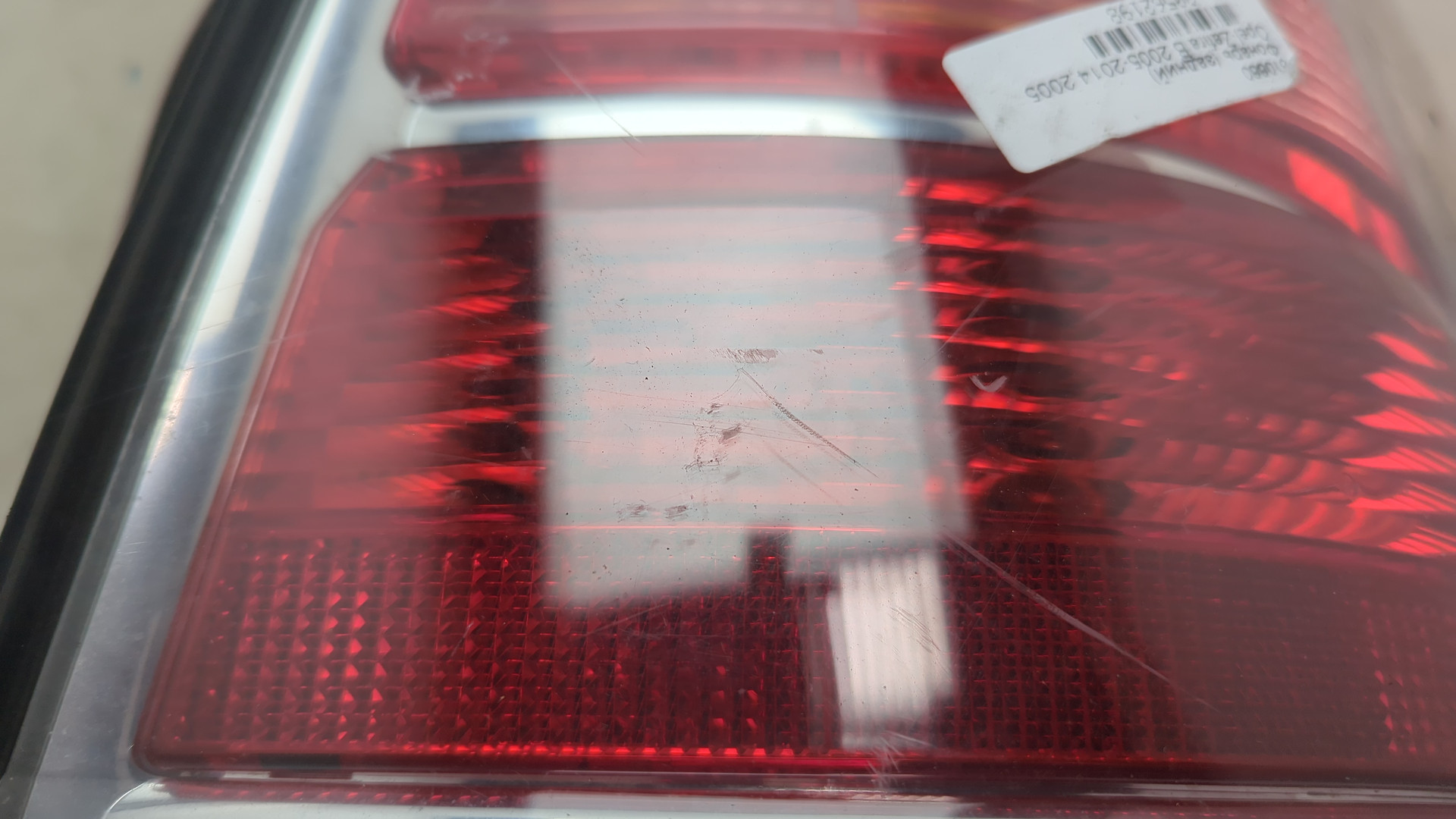 Фонарь задний правый