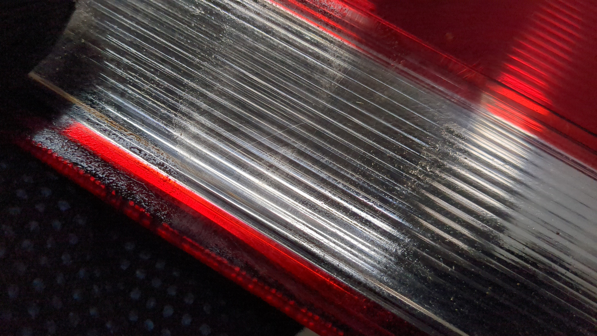 Фонарь задний левый