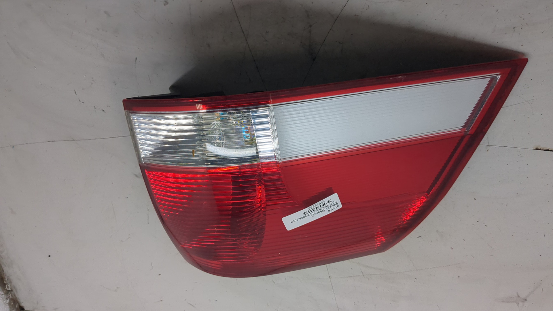 Фонарь задний левый