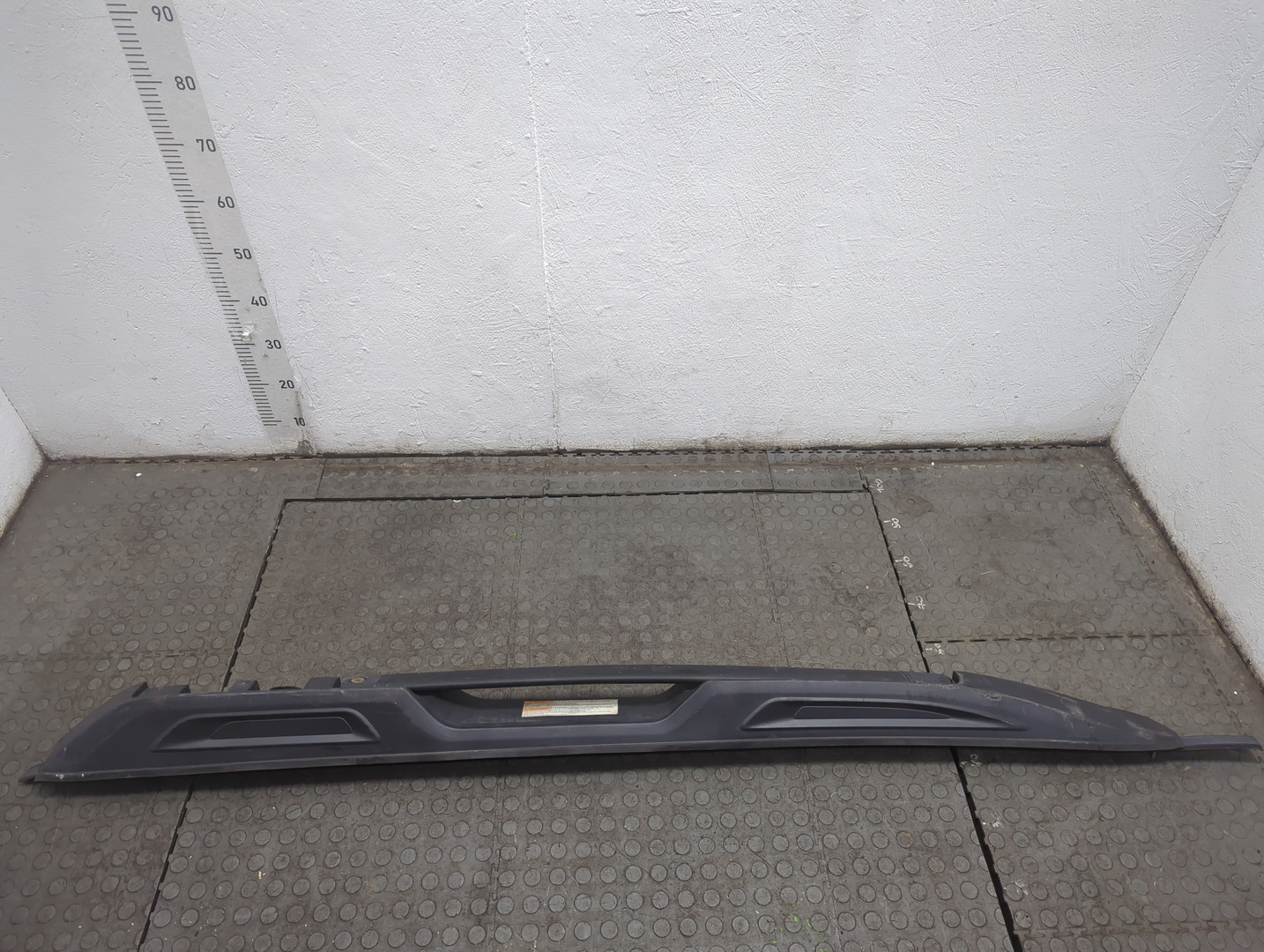 Рейлинг (релинг) правый (планка на крышу)