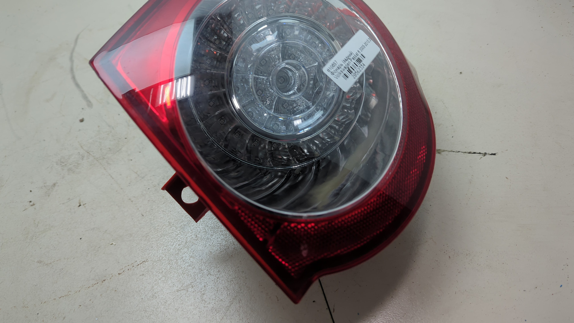 Фонарь задний правый