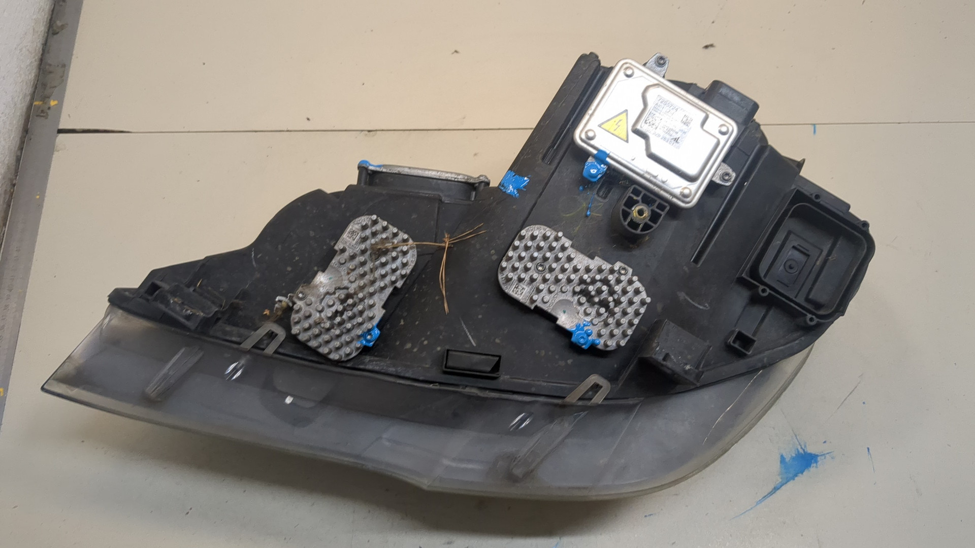 Фара правая