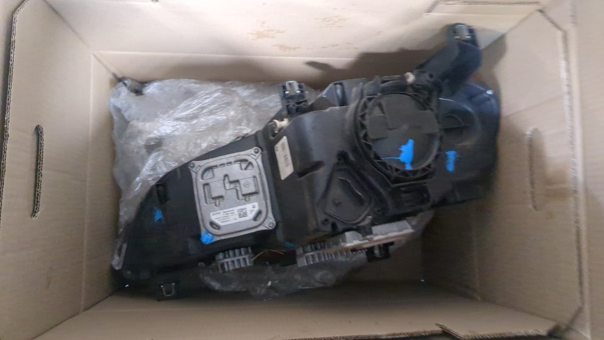 Фара правая