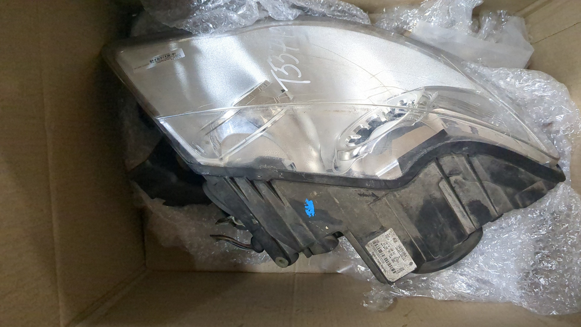 Фара правая