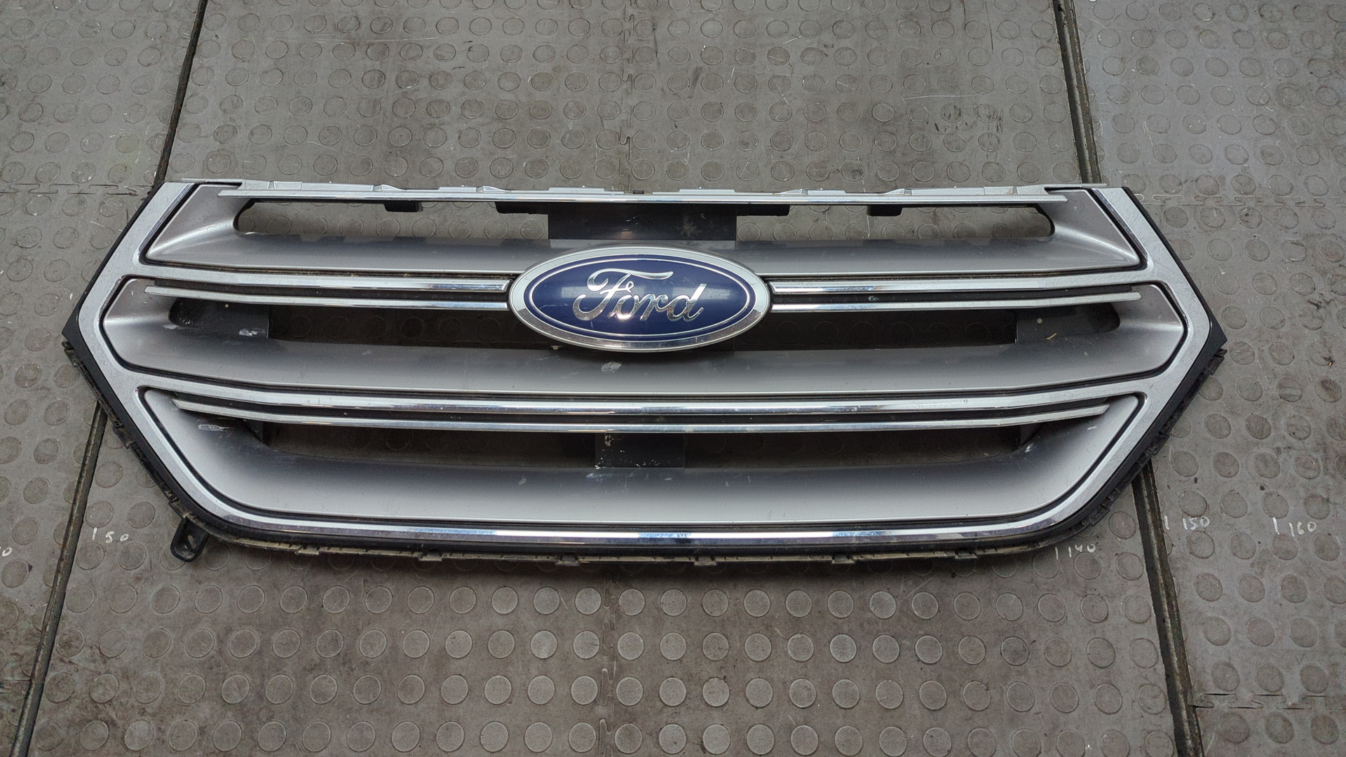 Решетка радиатора