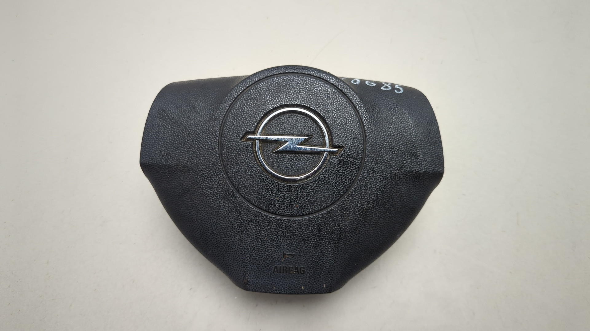 Подушка безопасности в рулевое колесо