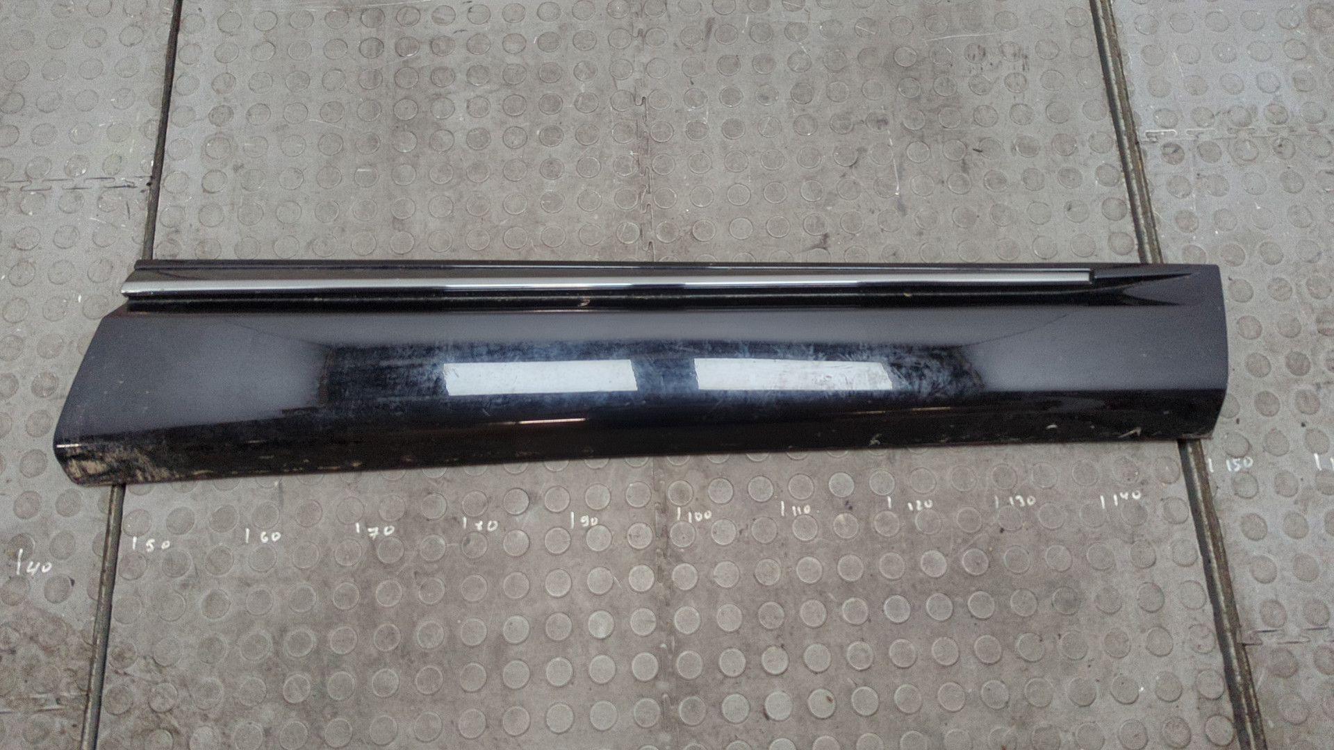 Молдинг двери