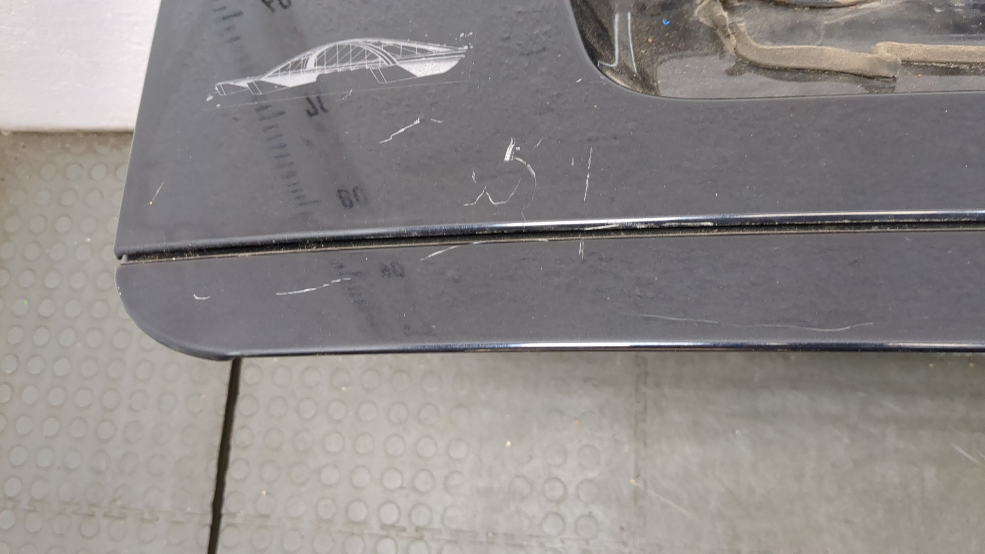 Дверь багажника