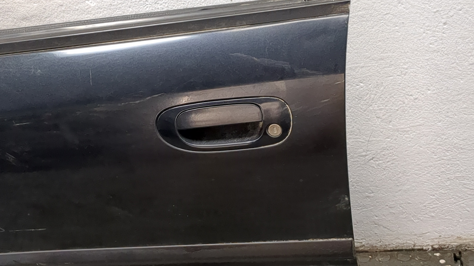 Дверь передняя левая