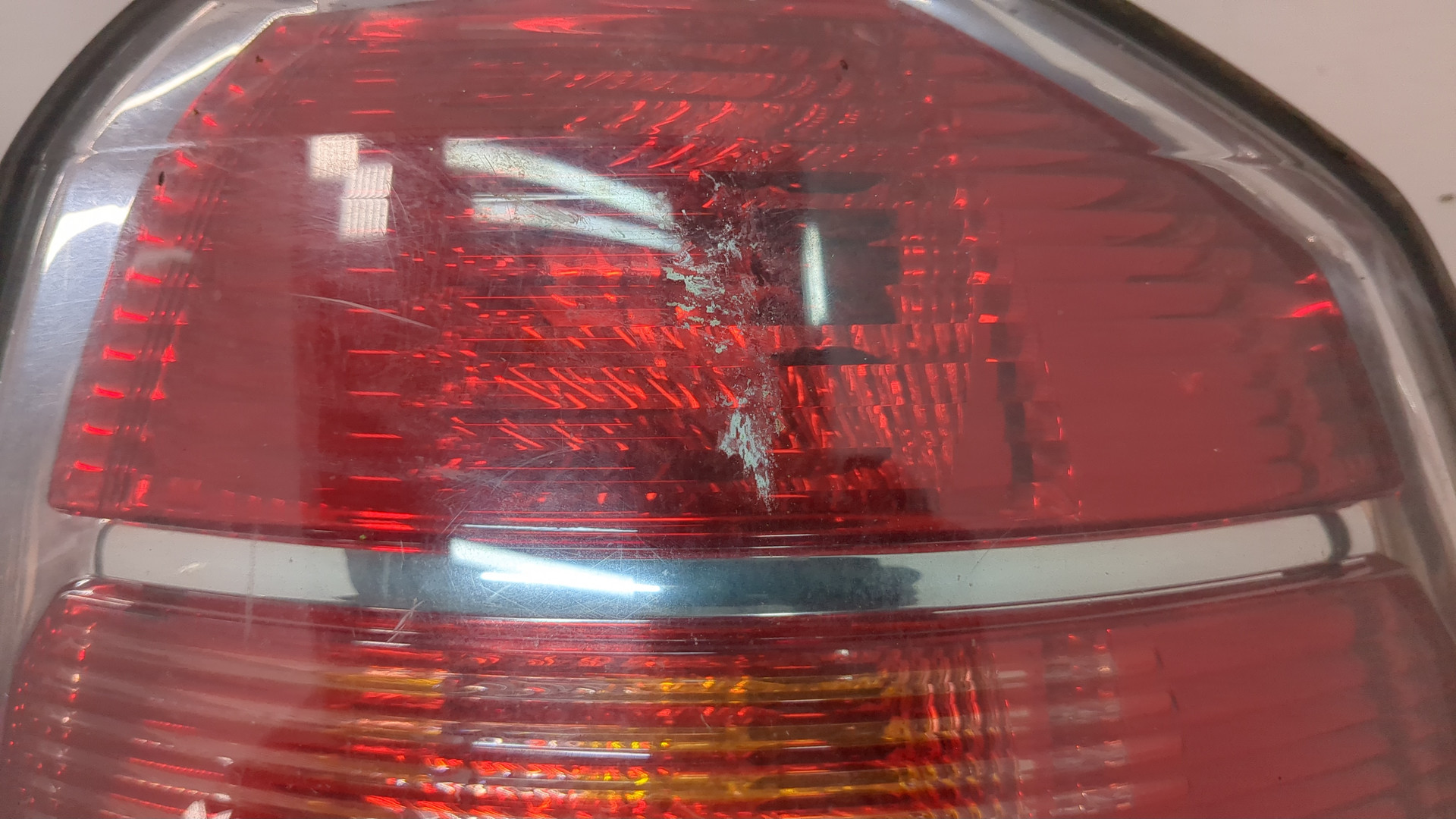 Фонарь задний правый