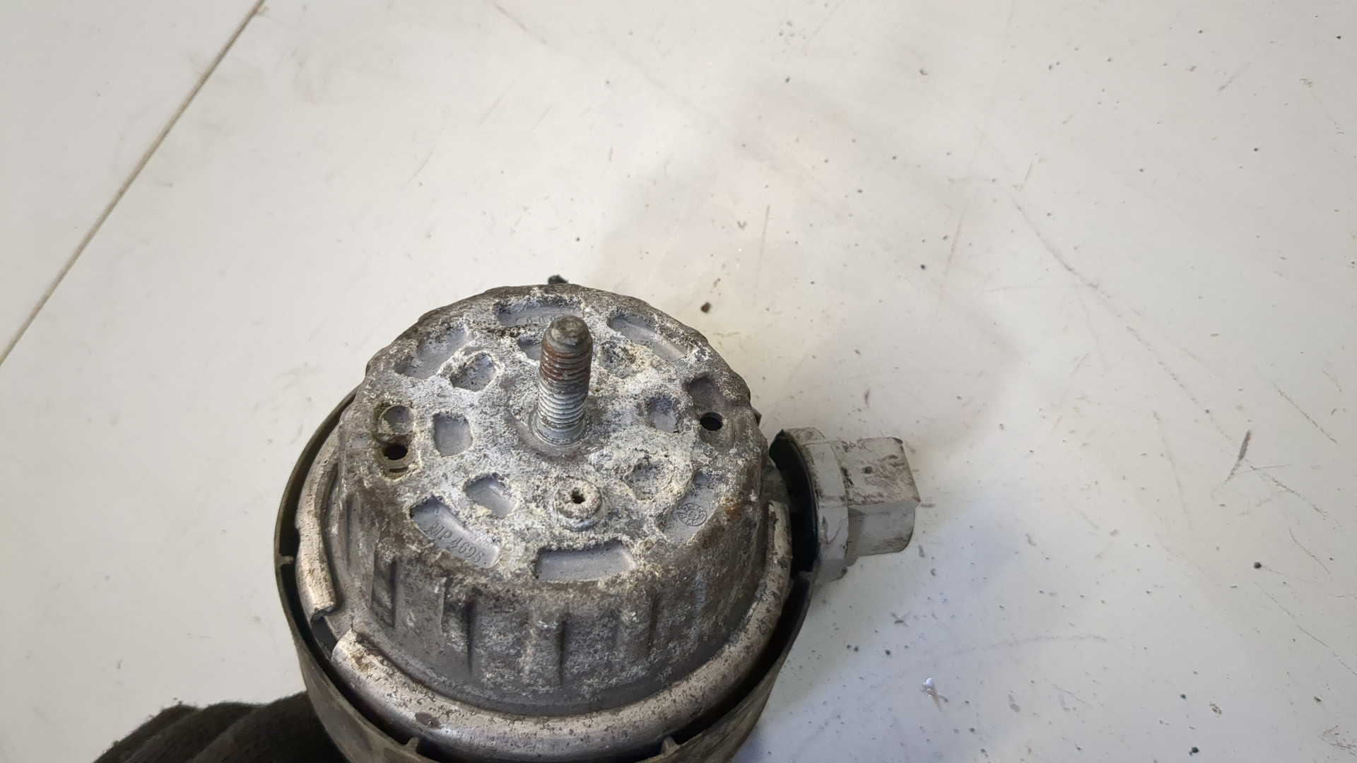 Опора двигателя