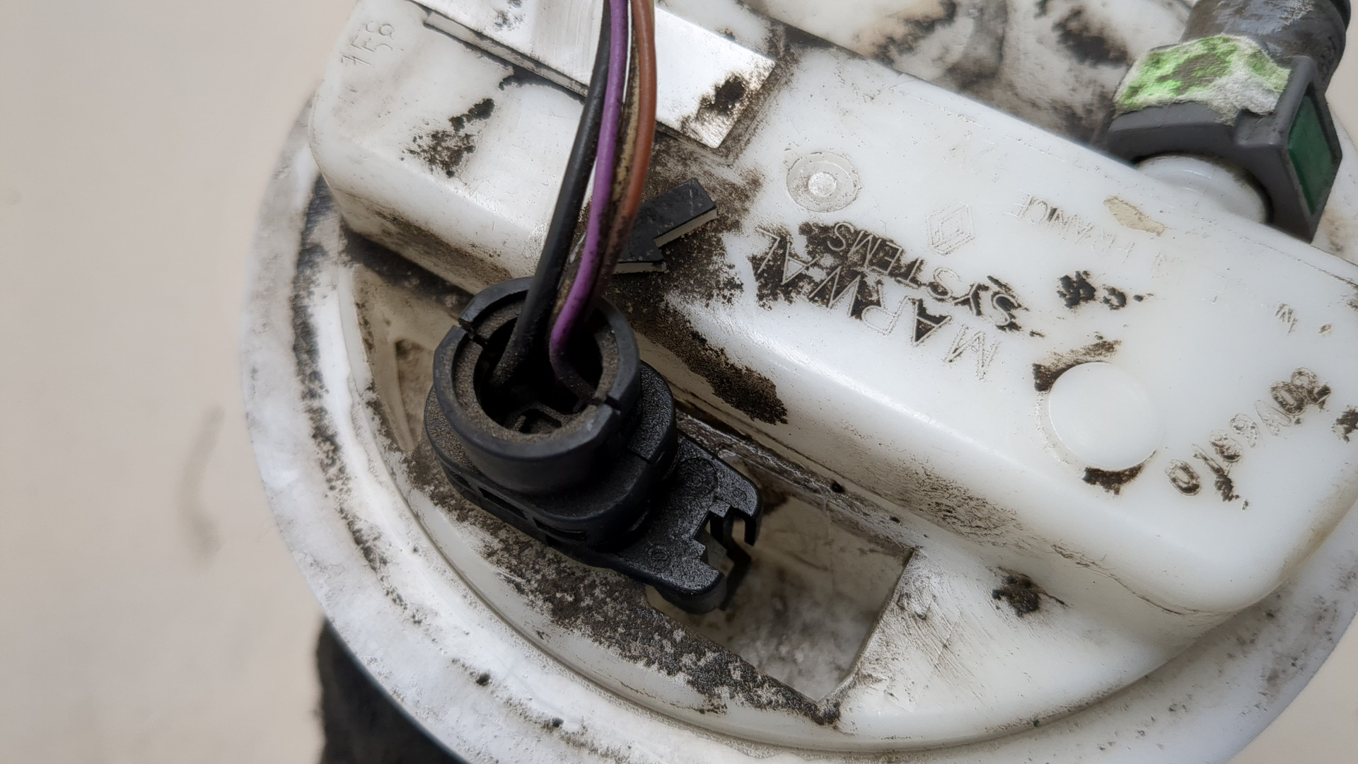 Насос топливный электрический