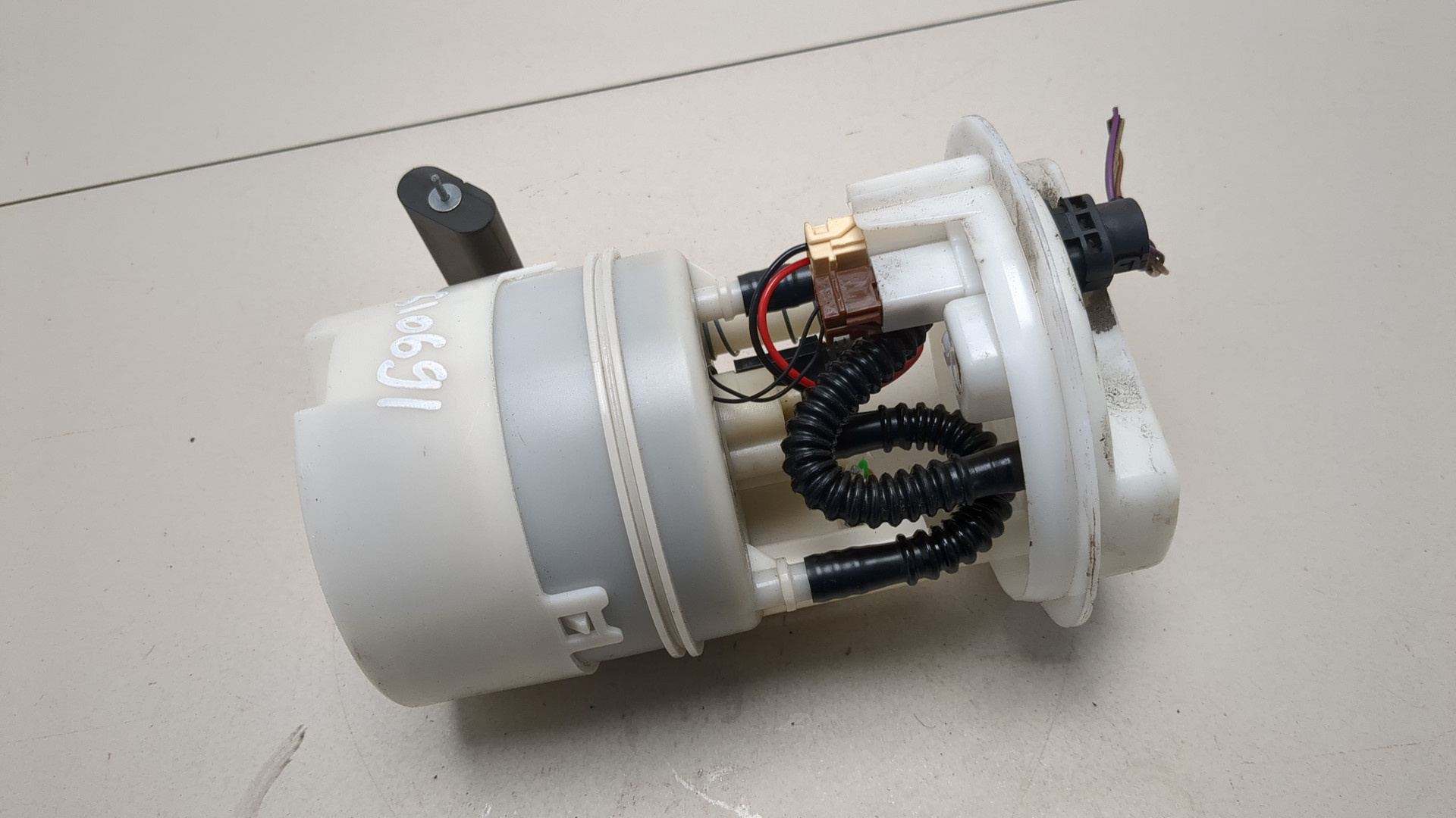 Насос топливный электрический