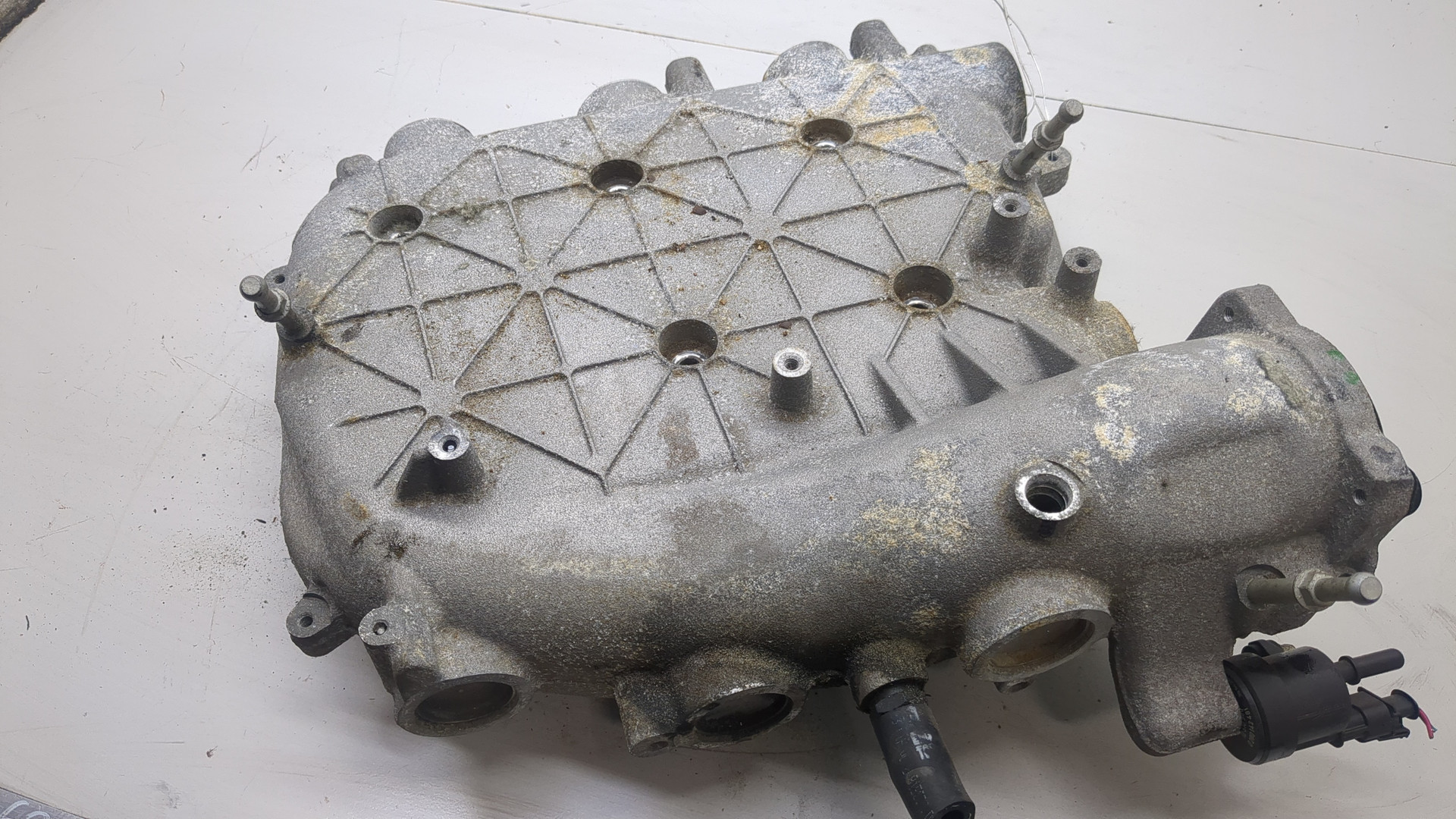 Коллектор впускной