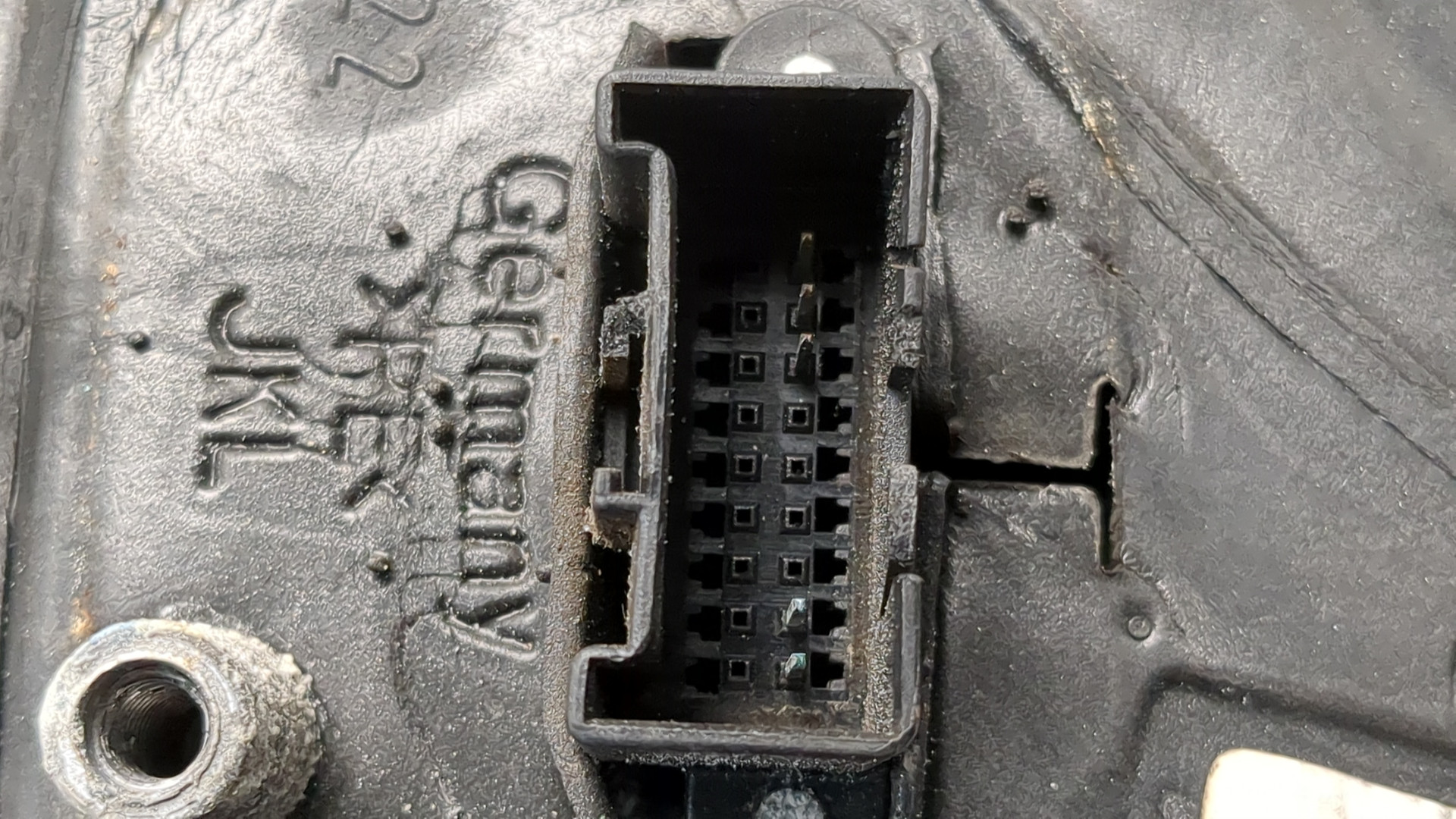 Зеркало левое электрическое