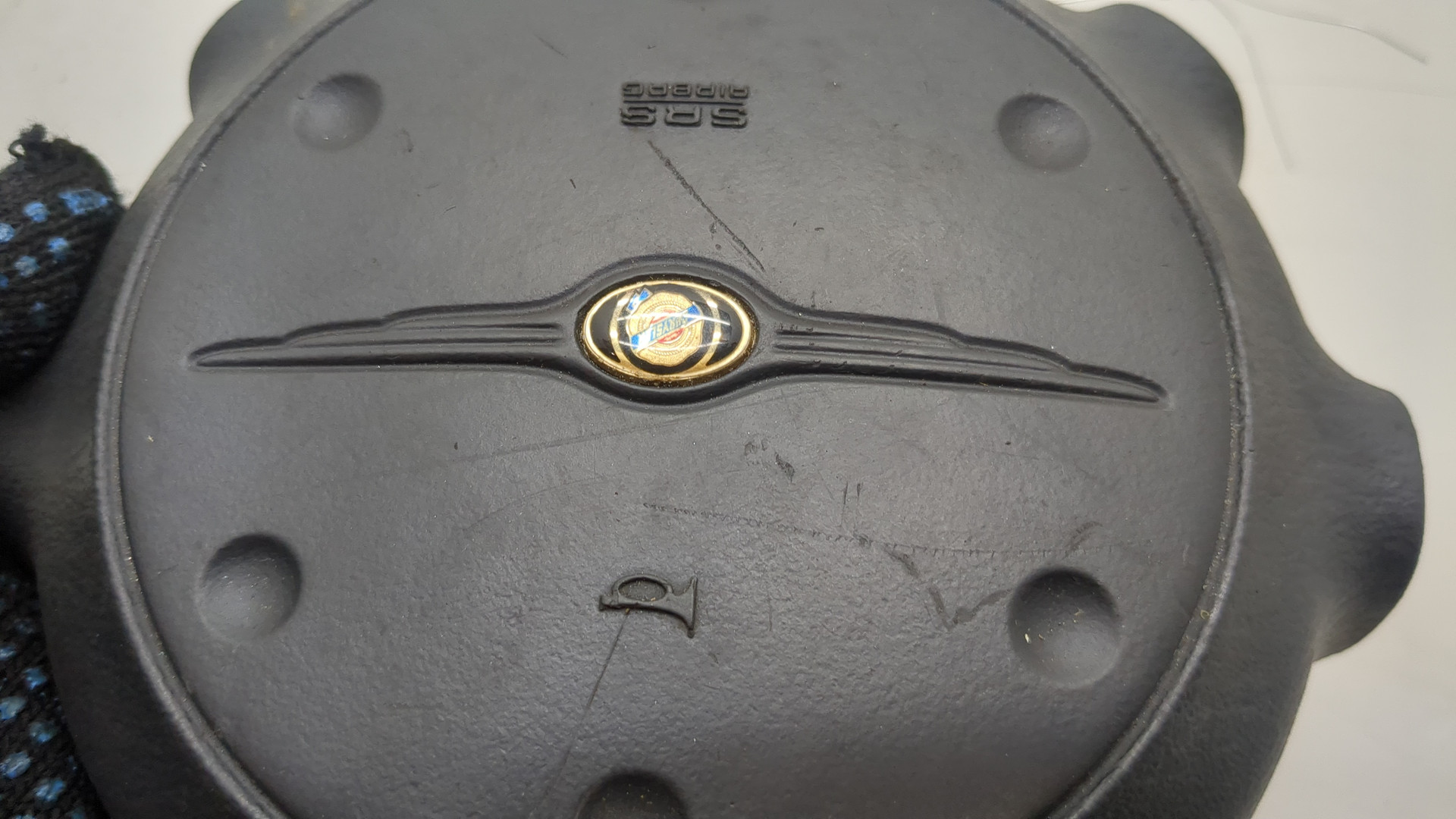 Подушка безопасности в рулевое колесо