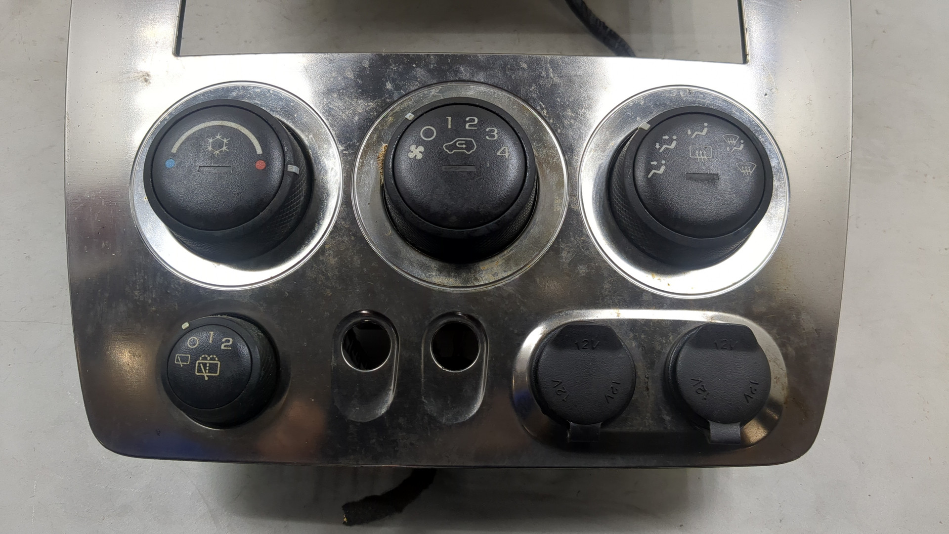 Переключатель отопителя