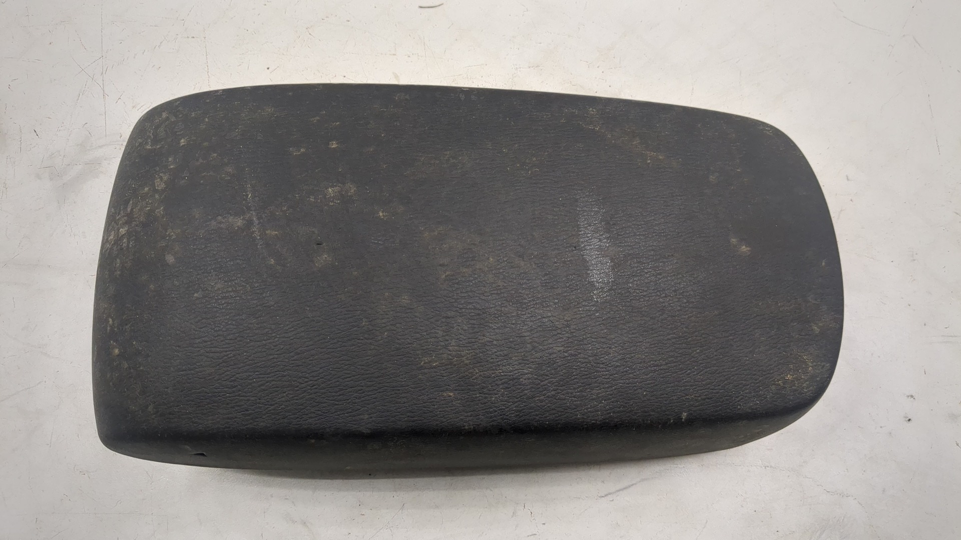 Подлокотник