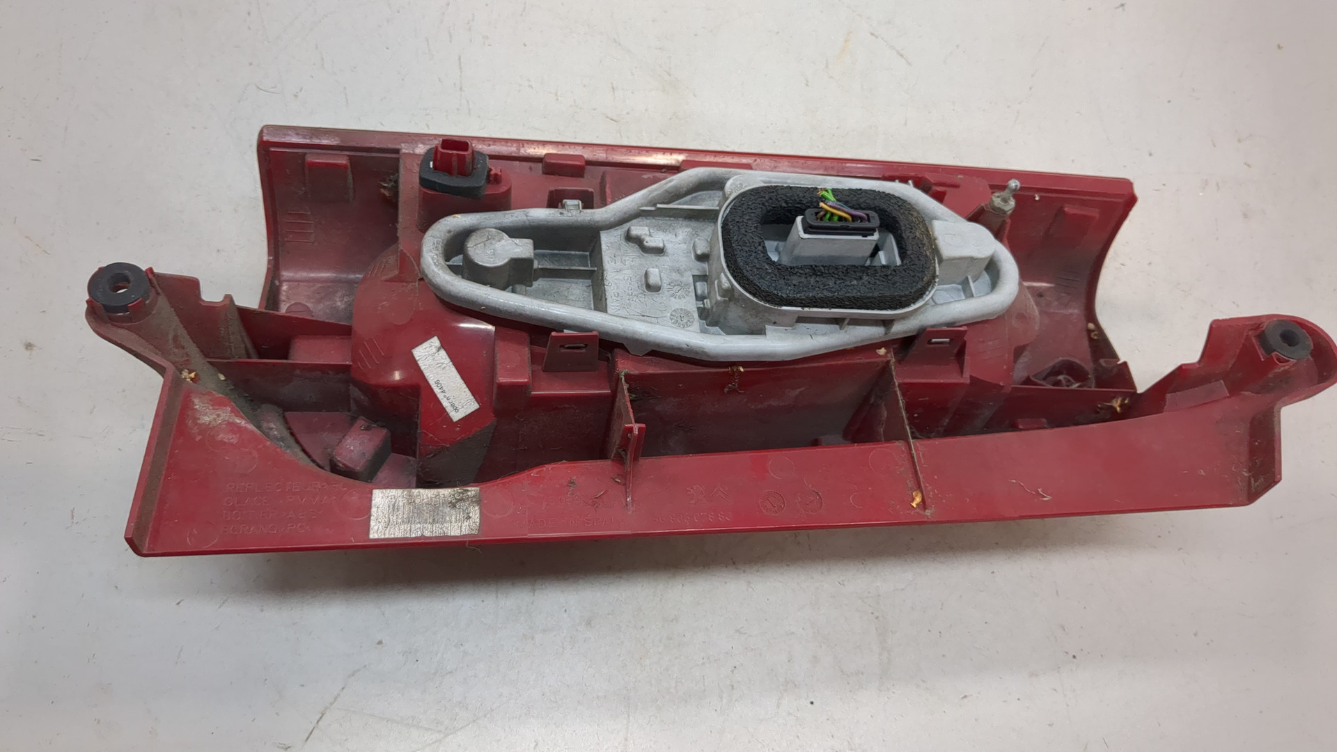 Фонарь задний правый