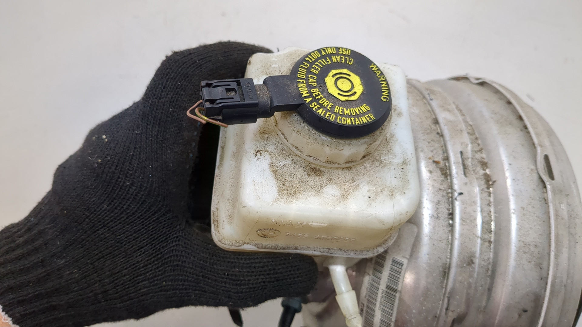 Цилиндр тормозной главный