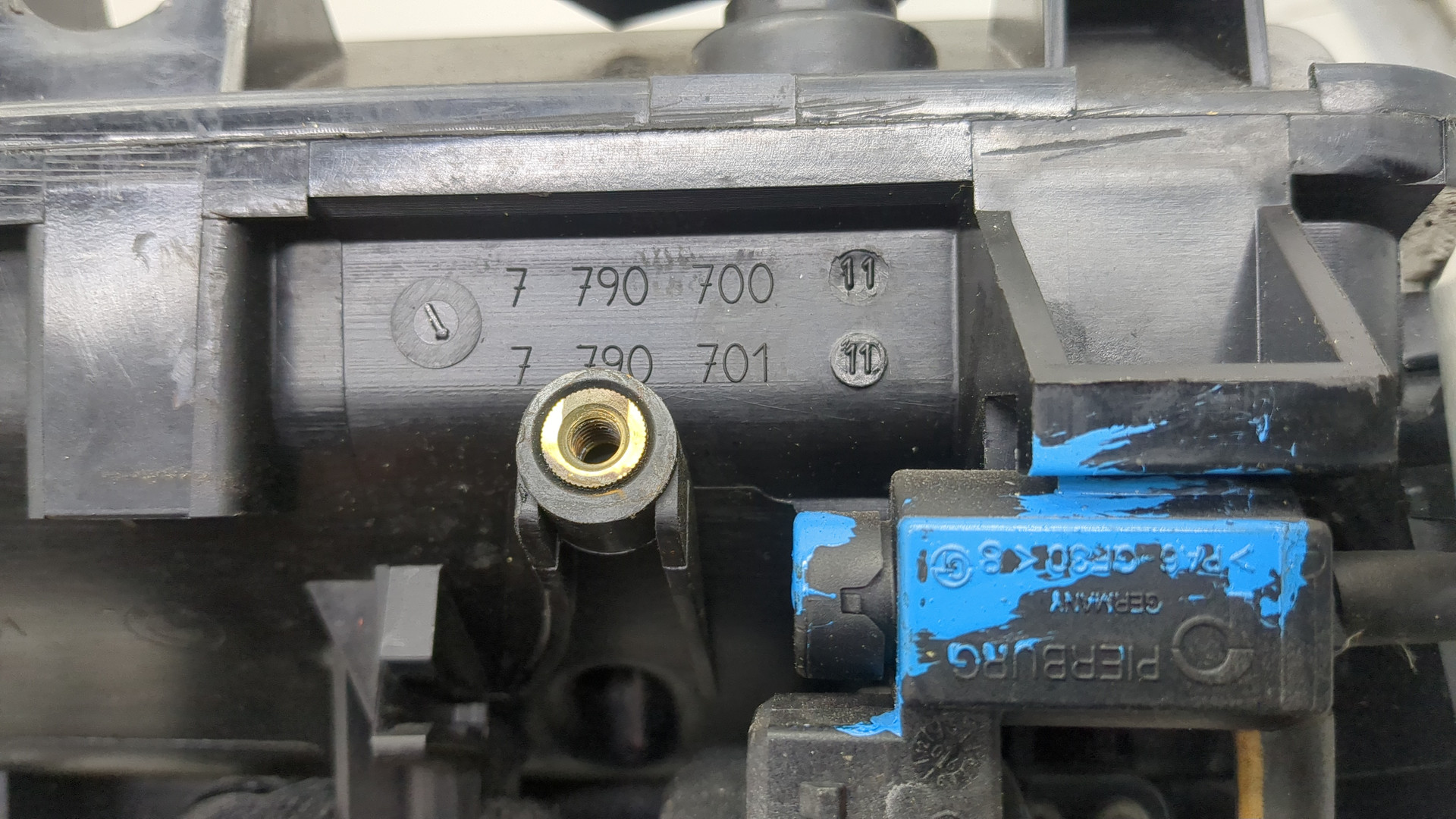 Коллектор впускной