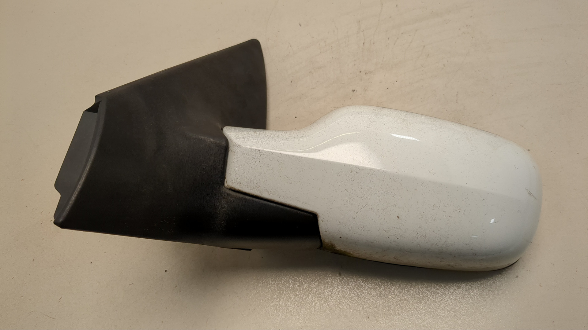 Зеркало левое электрическое