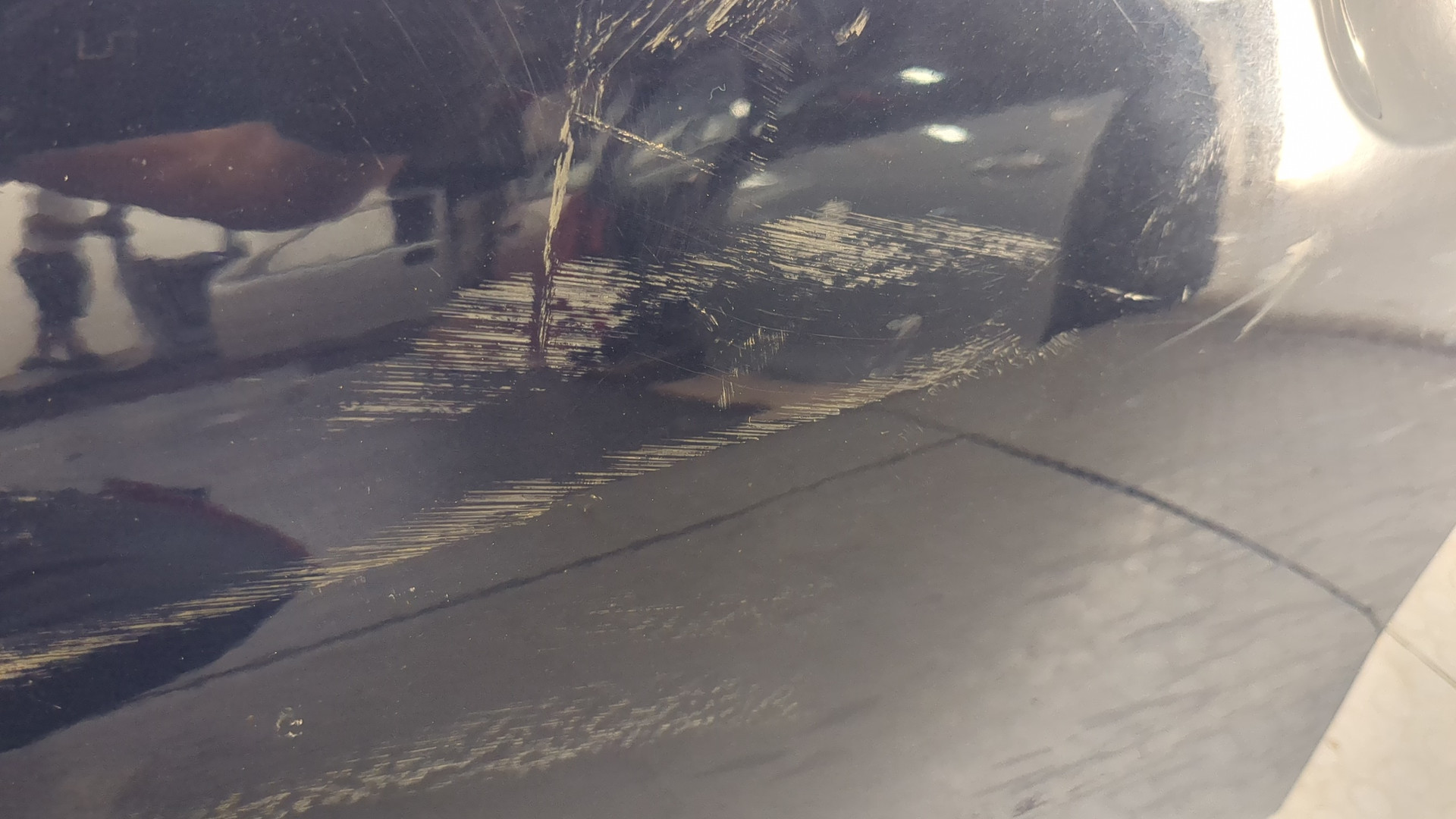 Дверь передняя левая