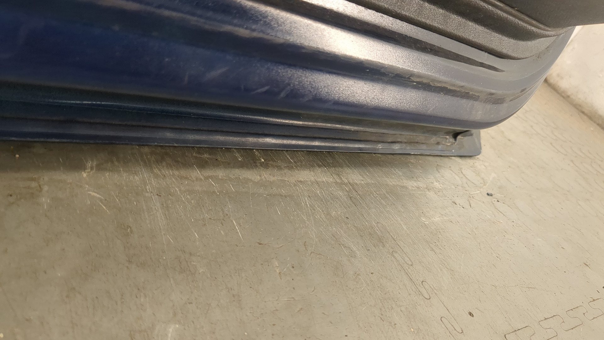 Дверь передняя левая