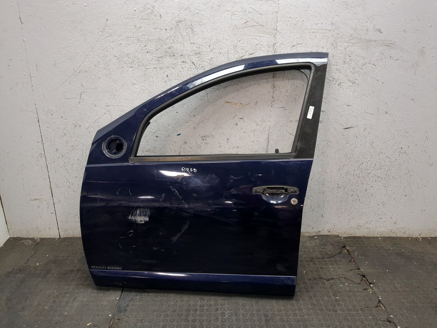 Дверь передняя левая