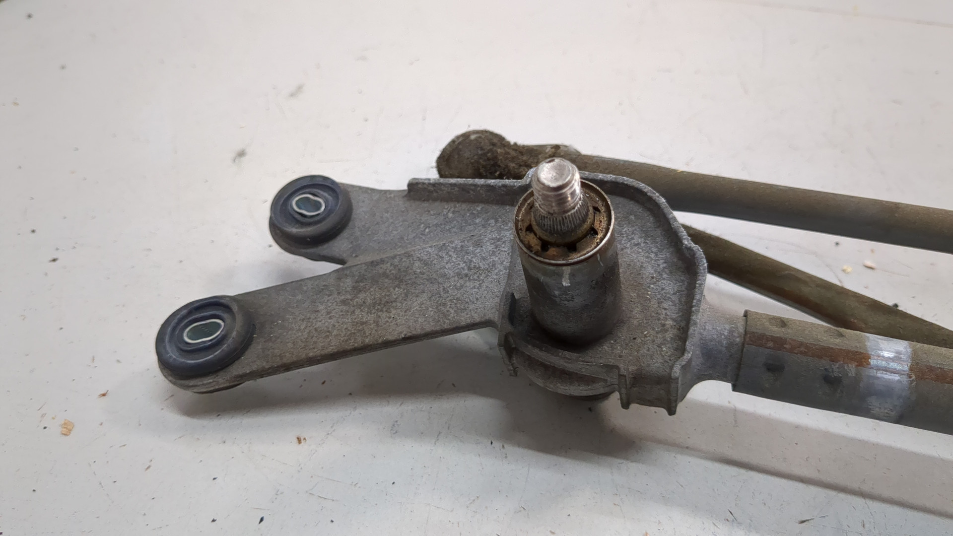 Трапеция стеклоочистителей